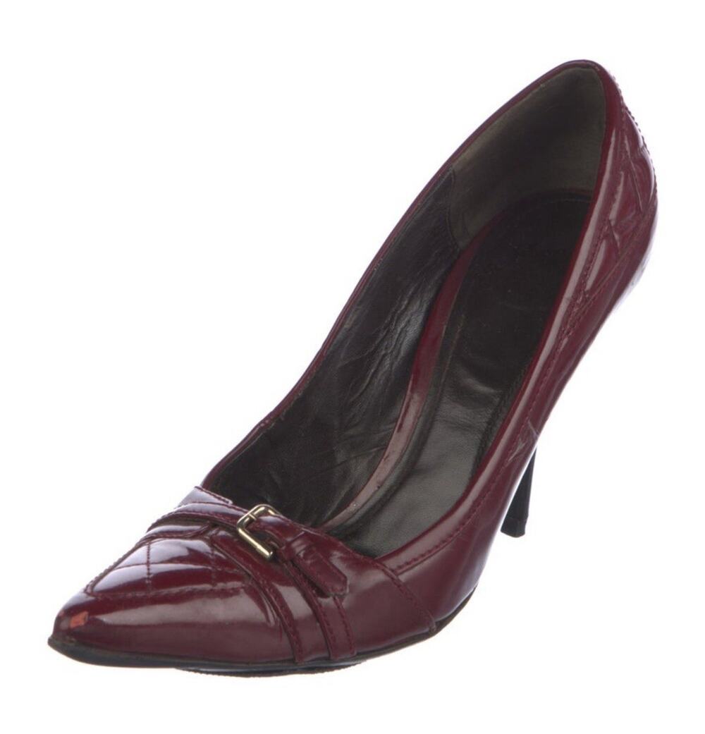 BURBERRY Burgundy Quilted Patent Leather Silver Buckle Heels Pumps EU 39 US 9